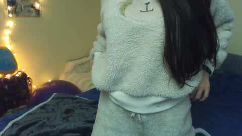 Alice Asks online show from 25, 12, 2024