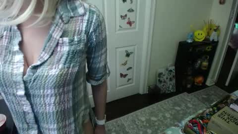 Alice Asks online show from 16, 12, 2025