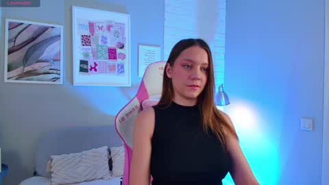 Alice in Wonderland  online show from 4, 3, 2025