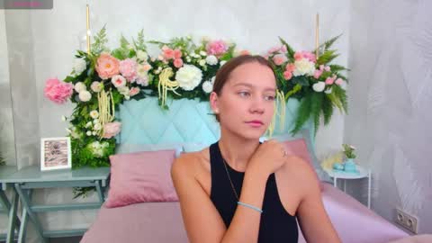 Alice in Wonderland  online show from 11, 10, 2025