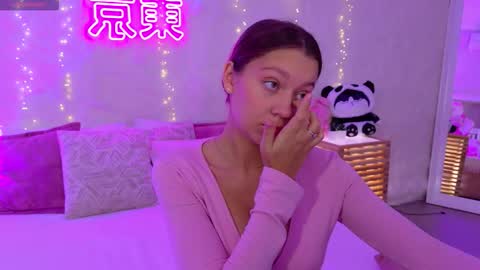 Alice in Wonderland  online show from 13, 10, 2025