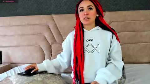 alice foxred online show from 13, 1, 2026