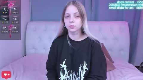 alice_halle online show from 26, 10, 2025