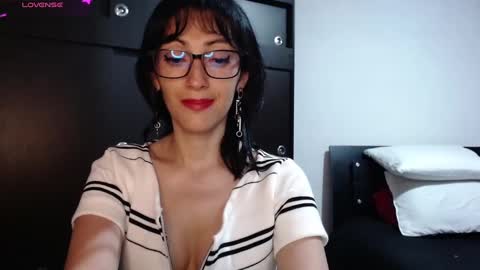 alice mossa online show from 11, 2, 2025