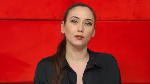 Snapshot of alice_munro chatting on 15, 1, 2025 AliceMunro online show from 15, 1, 2025