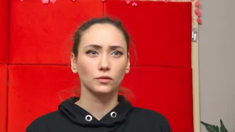 Snapshot of alice_munro chatting on 26, 1, 2025 AliceMunro online show from 26, 1, 2025