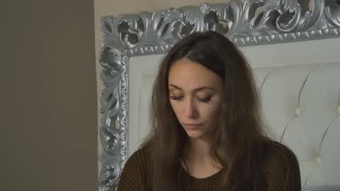 Snapshot of alice_munro chatting on 10, 10, 2025 AliceMunro online show from 10, 10, 2025