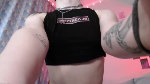 Snapshot of alice_perrez chatting on 11, 3, 2025 Alice and Mike online show from 11, 3, 2025