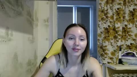 Snapshot of alice_smiles chatting on 12, 1, 2026 Alice smiles online show from 12, 1, 2026