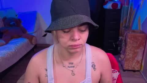 Snapshot of alice_star7 chatting on 3, 11, 2025 Alice online show from 3, 11, 2025