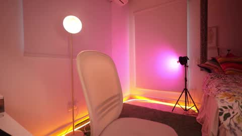 alicealberts online show from 13, 9, 2025