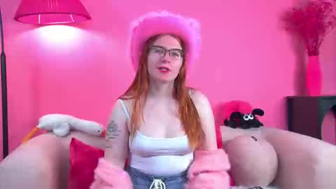 Snapshot of aliceallisons chatting on 10, 9, 2025 Alice online show from 10, 9, 2025