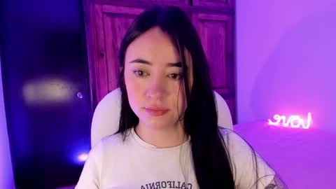 Snapshot of alicee_2 chatting on 12, 12, 2024 Aliceee .. 97YP9VWGZHrefnav wishlist lists 1 online show from 12, 12, 2024