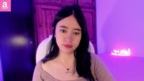 Snapshot of alicee_2 chatting on 4, 3, 2025 Aliceee .. 97YP9VWGZHrefnav wishlist lists 1 online show from 4, 3, 2025