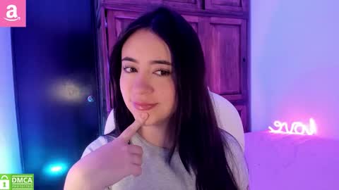 Snapshot of alicee_2 chatting on 6, 10, 2025 Aliceee .. 97YP9VWGZHrefnav wishlist lists 1 online show from 6, 10, 2025