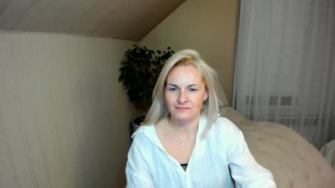 Snapshot of alicee__grace chatting on 13, 12, 2024 Alicee online show from 13, 12, 2024