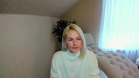 Snapshot of alicee__grace chatting on 18, 12, 2024 Alicee online show from 18, 12, 2024