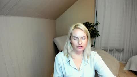 Snapshot of alicee__grace chatting on 14, 1, 2025 Alicee online show from 14, 1, 2025
