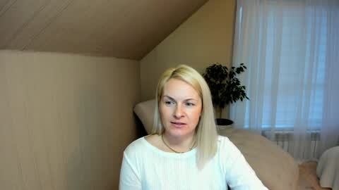 Snapshot of alicee__grace chatting on 15, 1, 2025 Alicee online show from 15, 1, 2025