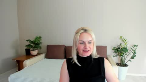 Snapshot of alicee__grace chatting on 22, 1, 2025 Alicee online show from 22, 1, 2025