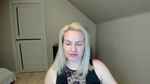 Snapshot of alicee__grace chatting on 20, 2, 2025 Alicee online show from 20, 2, 2025