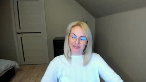 Snapshot of alicee__grace chatting on 23, 2, 2025 Alicee online show from 23, 2, 2025