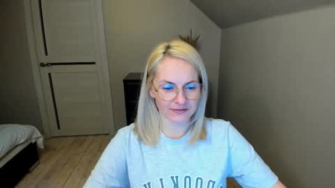 Snapshot of alicee__grace chatting on 25, 2, 2025 Alicee online show from 25, 2, 2025