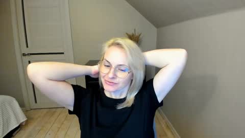 Snapshot of alicee__grace chatting on 27, 2, 2025 Alicee online show from 27, 2, 2025