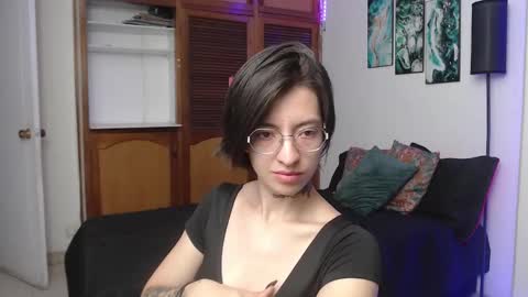 alicee_logan_ online show from 13, 11, 2025