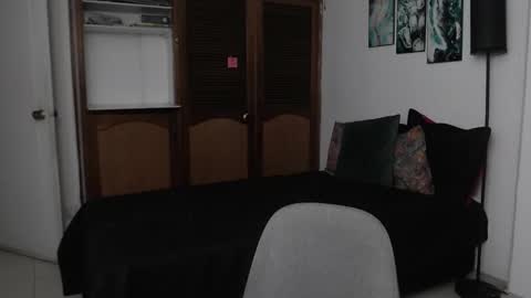 alicee_logan_ online show from 5, 12, 2025