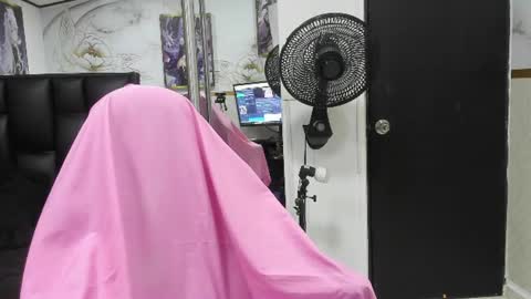Snapshot of alicee_mature chatting on 18, 6, 2026 alicee online show from 18, 6, 2026