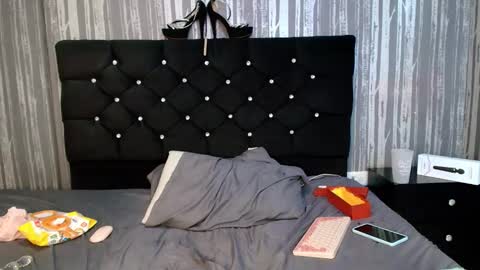 alicee_moonn online show from 23, 12, 2025