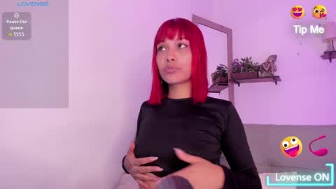 alicee_stonee_ online show from 6, 4, 2026