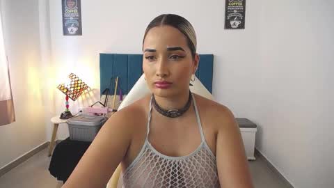 Snapshot of alicee_wild_ chatting on 30, 9, 2025 Alicia 1000 PM - 600 AM COLOMBIAN TIME online show from 30, 9, 2025