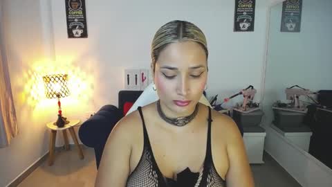 Alicia    1000 PM - 600 AM COLOMBIAN TIME online show from 9, 4, 2026