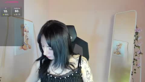Snapshot of aliceeinwonderlanddd chatting on 24, 5, 2026 Alice online show from 24, 5, 2026
