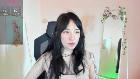 Snapshot of aliceeinwonderlanddd chatting on 26, 5, 2026 Alice online show from 26, 5, 2026