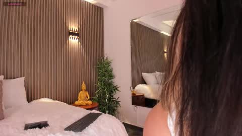 Alice  online show from 30, 11, 2025