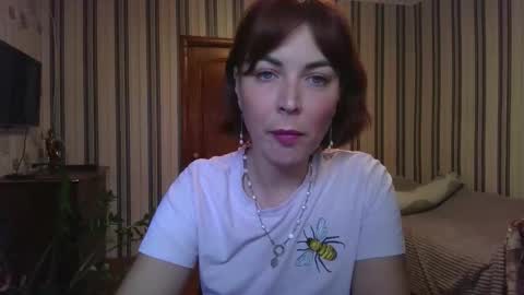 Snapshot of alicehoney_ chatting on 13, 11, 2025 alicehoney_ online show from 13, 11, 2025