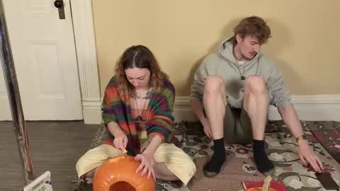 AliceInAceland online show from 25, 10, 2025