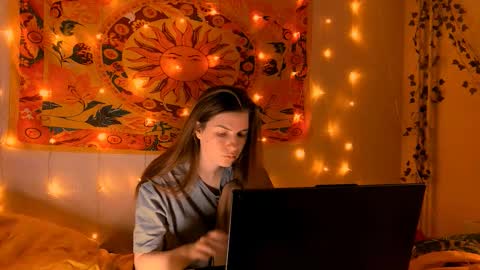 Alice online show from 15, 2, 2026