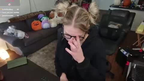 Alice Liddell online show from 29, 10, 2025