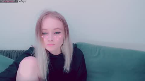 Alice online show from 26, 10, 2025