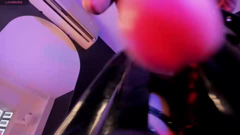 Snapshot of alicepoixxxon chatting on 14, 2, 2025 ALICE online show from 14, 2, 2025