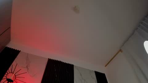 Snapshot of alicepoixxxon chatting on 8, 7, 2026 ALICE online show from 8, 7, 2026