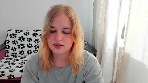 Snapshot of alicepopsy chatting on 21, 6, 2026 Alice online show from 21, 6, 2026