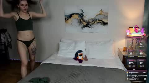 AliceRivas online show from 4, 11, 2025