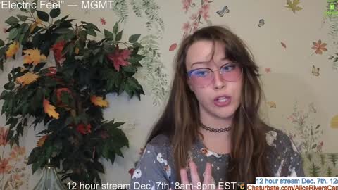 Snapshot of aliceriverscam chatting on 6, 12, 2024 Alice Rivers ---- Enter my public Discord- online show from 6, 12, 2024