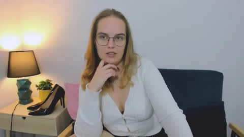 alicesensitive online show from 5, 12, 2025