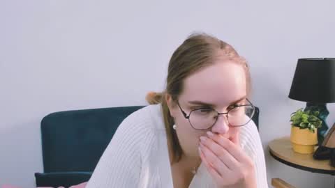 alicesensitive online show from 19, 1, 2026